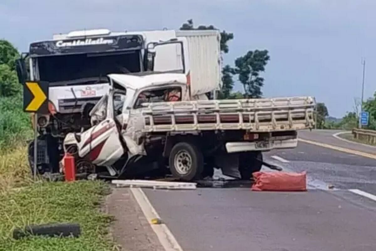 Imagem de compartilhamento para o artigo Mãe, filho e nora são as vítimas da tragédia na BR-163 em São Gabriel do Oeste da MS Todo dia